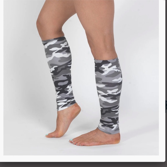 Nice Pipes Accessories - NWT Nice Pipes Leg Warmers